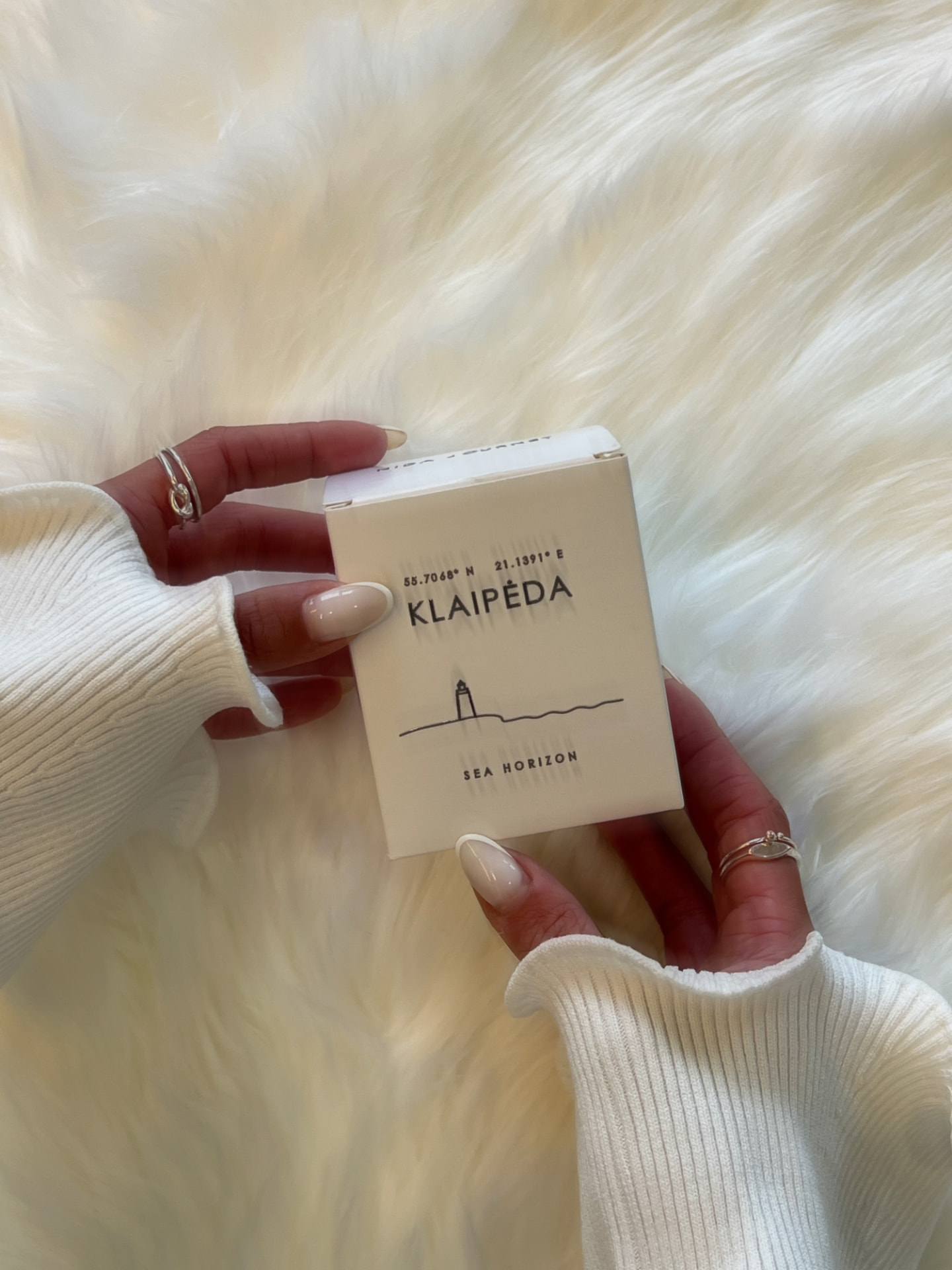 KLAIPĖDA - Sea horizon — candle in a Lithuanian interior